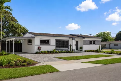 2741 NW 172nd Ter, Miami Gardens, FL 33056