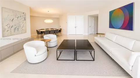 737 Crandon Blvd #402, Key Biscayne, FL 33149