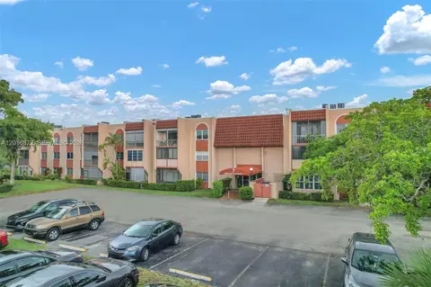 8280 SW 24th St #7311, North Lauderdale, FL 33068
