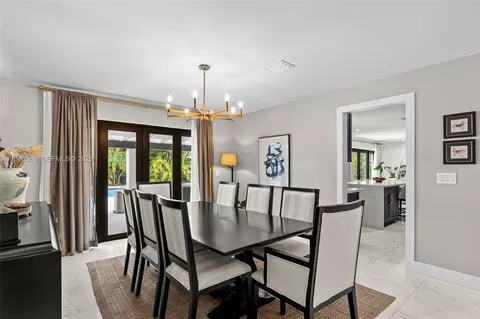 Dining - 7200 SW 107th Ter, Pinecrest, FL 33156 photo 1 of 2