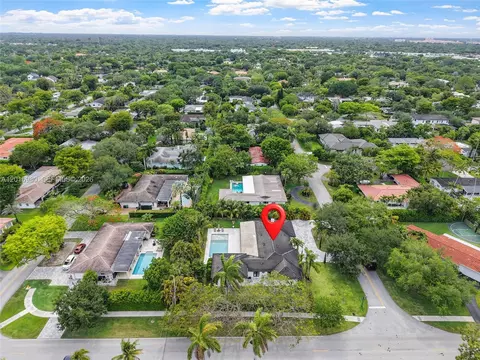 View/Area - 7200 SW 107th Ter, Pinecrest, FL 33156 photo 4 of 8
