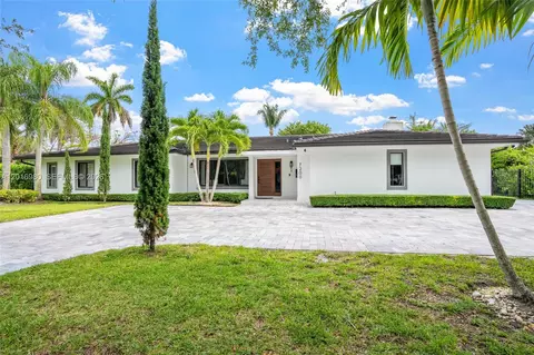 Exterior - 7200 SW 107th Ter, Pinecrest, FL 33156 photo 1 of 11