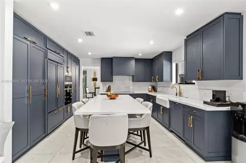 Kitchen - 7200 SW 107th Ter, Pinecrest, FL 33156 photo 2 of 4