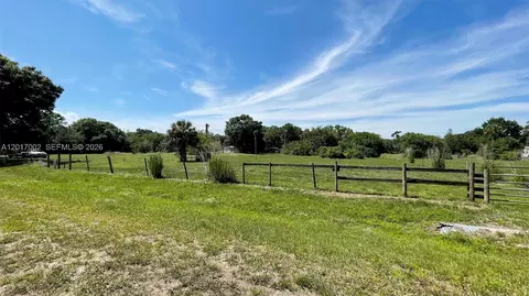 7105 NE 2nd, Okeechobee, FL 34974 photo 4