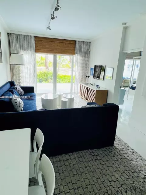 6580 Indian Creek Dr #207, Miami Beach, FL 33141