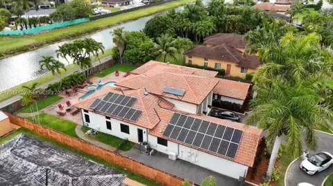 19596 SW 130th Avenue Rd, Miami, FL 33177