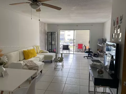 4045 NW 16th St #203, Lauderhill, FL 33313