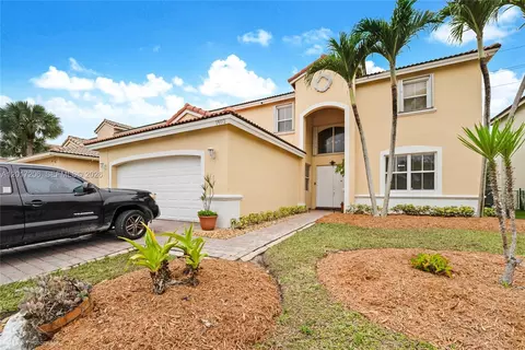 1402 SE 16th Ave, Homestead, FL 33035