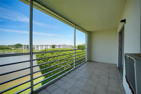 4082 E Cornwall E #4082, Boca Raton, FL 33434 photo 5