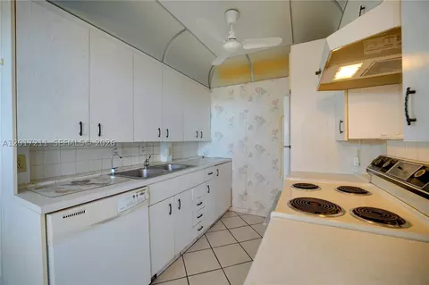 4082 E Cornwall E #4082, Boca Raton, FL 33434 photo 11