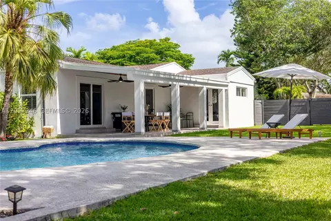 7000 SW 59th St, Miami, FL 33143