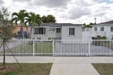 538 E 13th St, Hialeah, FL 33010