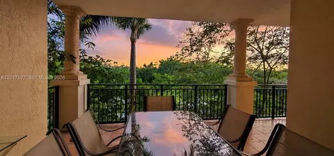 16102 Emerald Estates Dr #306, Weston, FL 33331