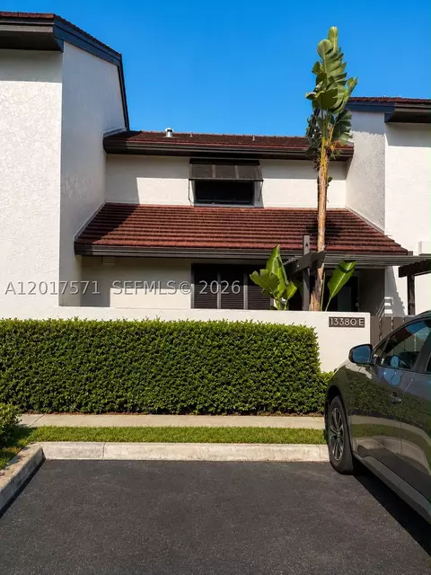 13380 SW 91st Ter #E, Miami, FL 33186