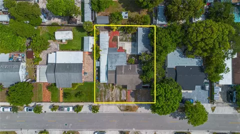 View/Area - 661 E 7th St, Hialeah, FL 33010 photo 3 of 4