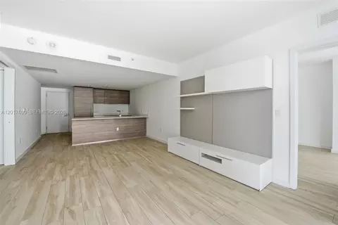 1300 S Miami Ave #1411, Miami, FL 33130