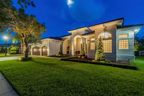 18700 SW 39th Ct, Miramar, FL 33029