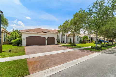 18700 SW 39th Ct, Miramar, FL 33029