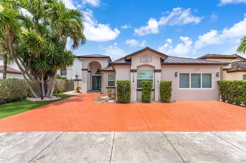 13285 NW 11th St, Miami, FL 33182