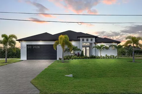 502 NE 5th Pl, Cape Coral, FL 33909