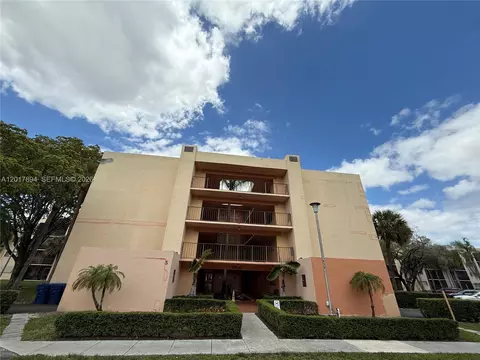 8600 SW 133rd Ave Rd #105, Miami, FL 33183