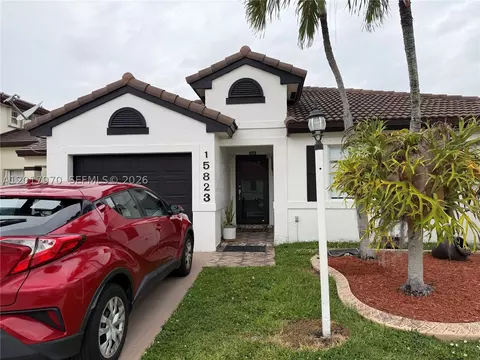 15823 SW 82nd St, Miami, FL 33193
