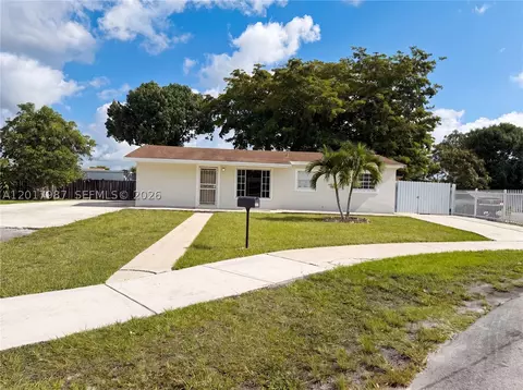 4403 NW 202nd St, Miami Gardens, FL 33055