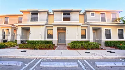 1232 NE 5th Ct, Florida City, FL 33034
