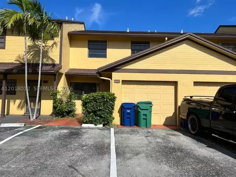 1125 NE 210th Ter, Miami, FL 33179