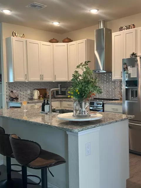 Kitchen - 9020 W Mac Ct, Labelle, FL 33935 photo 2 of 2