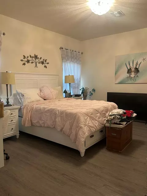Bedroom - 9020 W Mac Ct, Labelle, FL 33935 photo 2 of 3