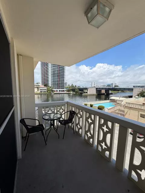 1817 S Ocean Dr #319, Hallandale Beach, FL 33009