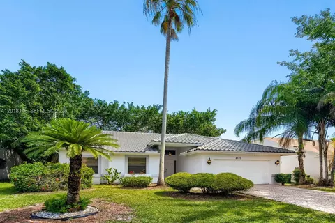 8515 NW 83rd St, Tamarac, FL 33321