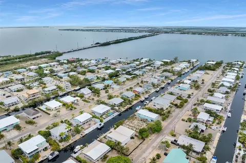 View/Area - 29565 Flying Cloud Ave, Big Pine Key, FL 33043 photo 5 of 9
