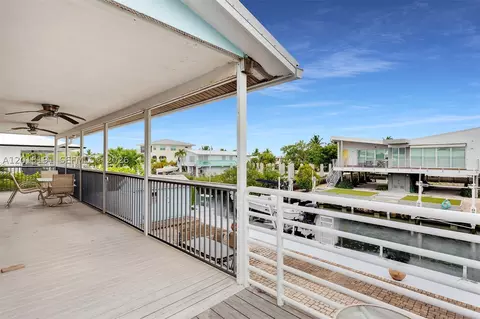 Exterior - 29565 Flying Cloud Ave, Big Pine Key, FL 33043 photo 8 of 17