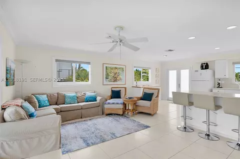 Living - 29565 Flying Cloud Ave, Big Pine Key, FL 33043 photo 1 of 1