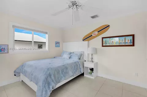 Bedroom - 29565 Flying Cloud Ave, Big Pine Key, FL 33043 photo 6 of 10