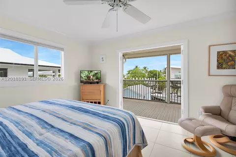 Bedroom - 29565 Flying Cloud Ave, Big Pine Key, FL 33043 photo 4 of 10