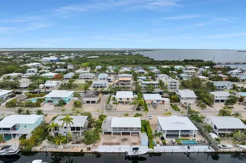 View/Area - 29565 Flying Cloud Ave, Big Pine Key, FL 33043 photo 7 of 9