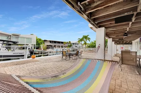 Exterior - 29565 Flying Cloud Ave, Big Pine Key, FL 33043 photo 13 of 17