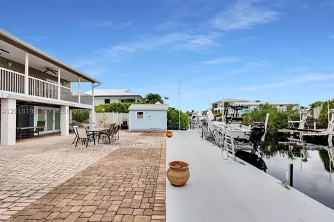 Exterior - 29565 Flying Cloud Ave, Big Pine Key, FL 33043 photo 15 of 17