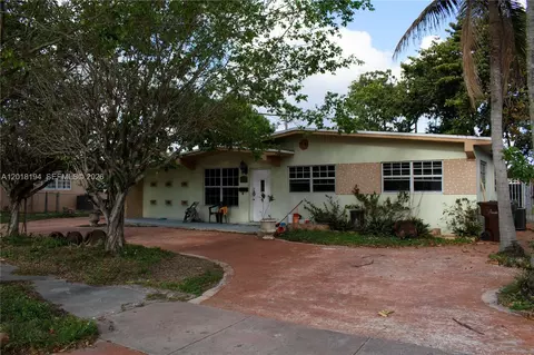 5349 W 14th Ln, Hialeah, FL 33012