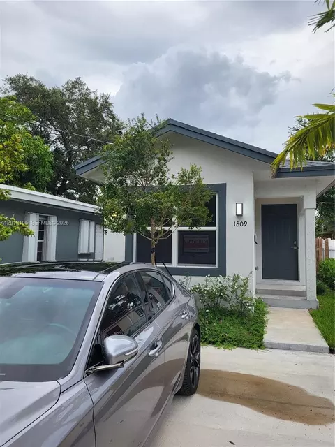 1809 NW 8th Pl, Fort Lauderdale, FL 33311