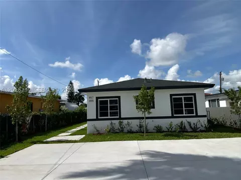855-857 SW 1 St, Florida City, FL 33034