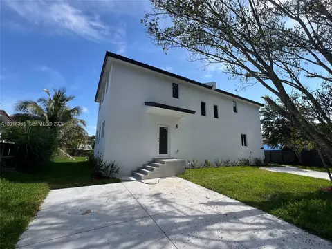 1759 NW 107 St, Miami, FL 33167