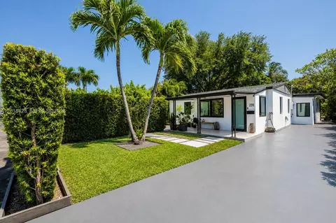 228 SW 22nd St, Fort Lauderdale, FL 33315