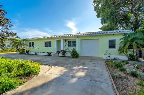 14150 NW 1st Ave, Miami, FL 33168