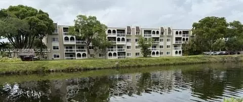 7815 Camino Real #I417, Miami, FL 33143