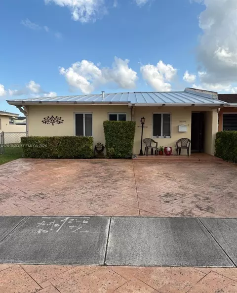 10106 SW 20th St, Miami, FL 33165