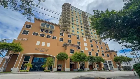 4242 NW 2nd St #1608, Miami, FL 33126